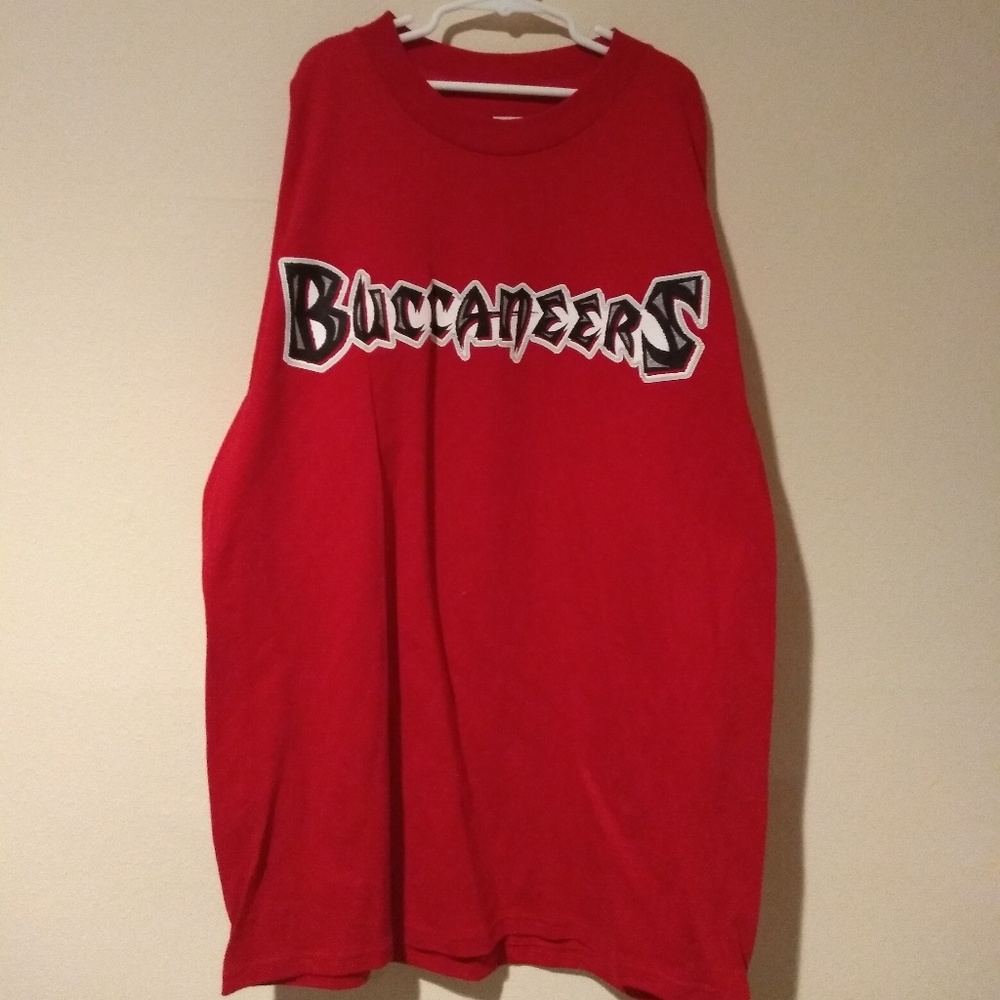 Buccaneers #1 dad tee